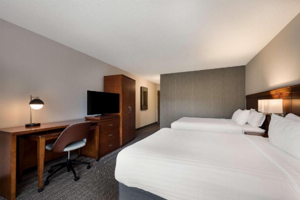 Sonesta Select San Jose Airport image 11