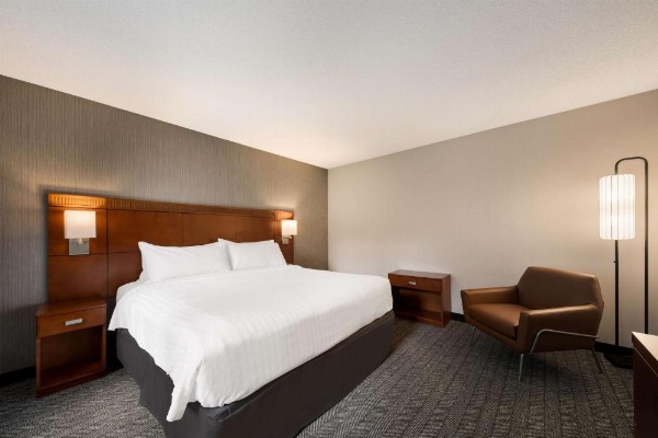 Sonesta Select San Jose Airport image 28